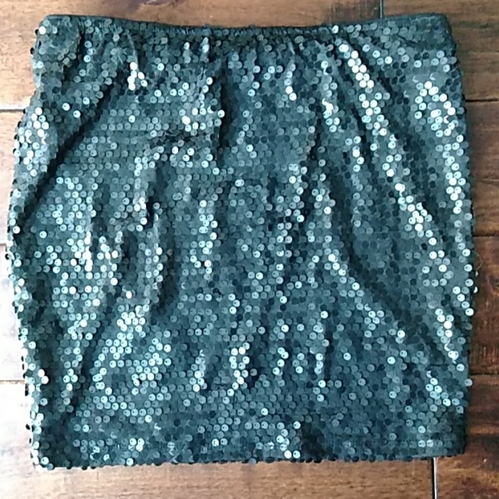 Black sequined mini skirt
